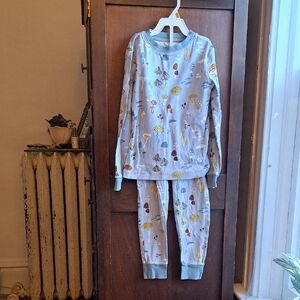 Garnet Hill Kids Size 8 2 Piece Pajama Set with Mushroom Print
